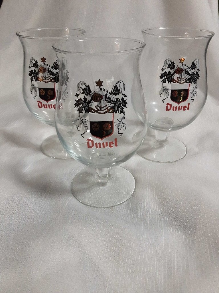 DUVEL glazen met wapenschild en rode letters, 3 stuks, Ophalen of Verzenden, Zo goed als nieuw, Bierglas