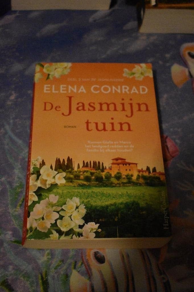 boek van Elena Conrad/de jasmijntuin, Ophalen of Verzenden, Zo goed als nieuw, Elena Conrad