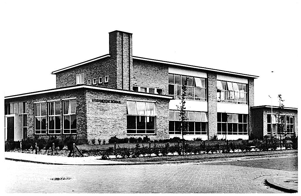 969392	Yerseke	Hervormde School	1961	 Niet gelopen, Verzamelen, Ophalen of Verzenden, 1960 tot 1980, Gelopen, Zeeland