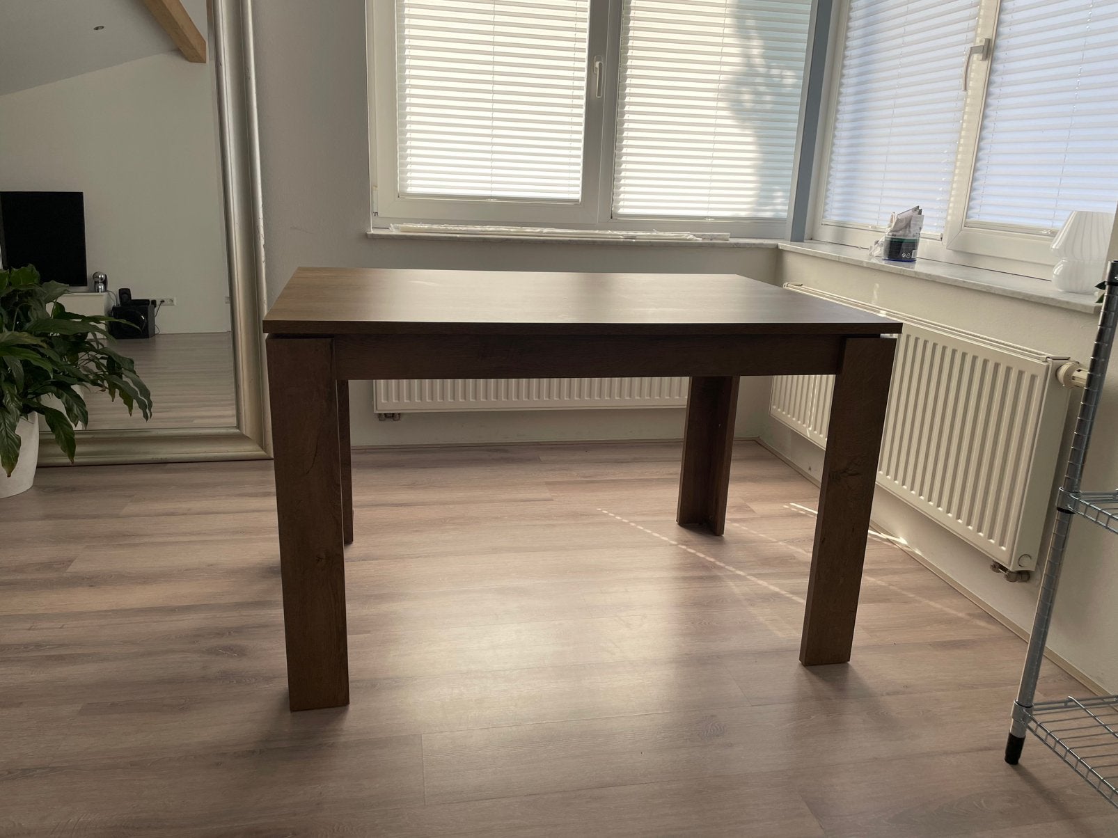 Eettafel van jysk, Huis en Inrichting, Ophalen, 100 tot 150 cm, 50 tot 100 cm, Zo goed als nieuw