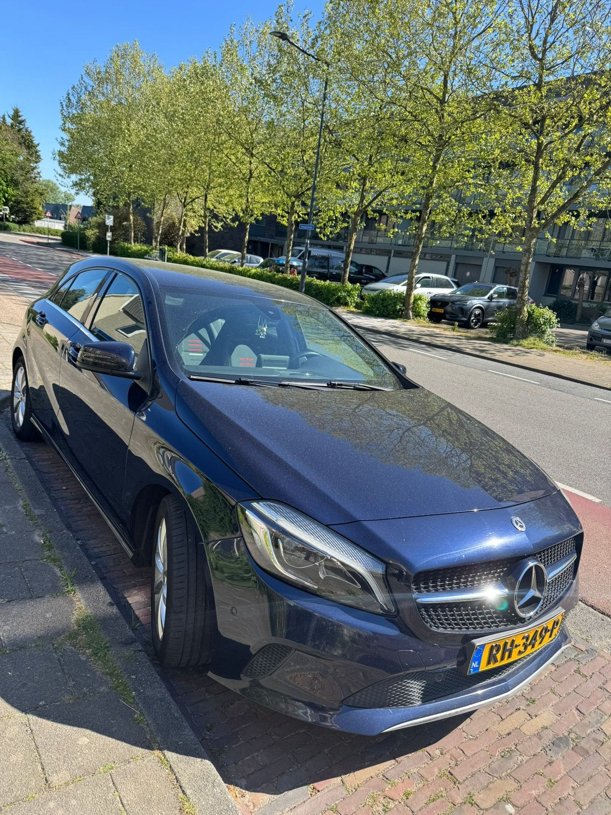 Mercedes-Benz A-Klasse A180 BE 122pk 2017 Blauw, Auto's, Voorwielaandrijving, 4 cilinders, Blauw, 122 pk