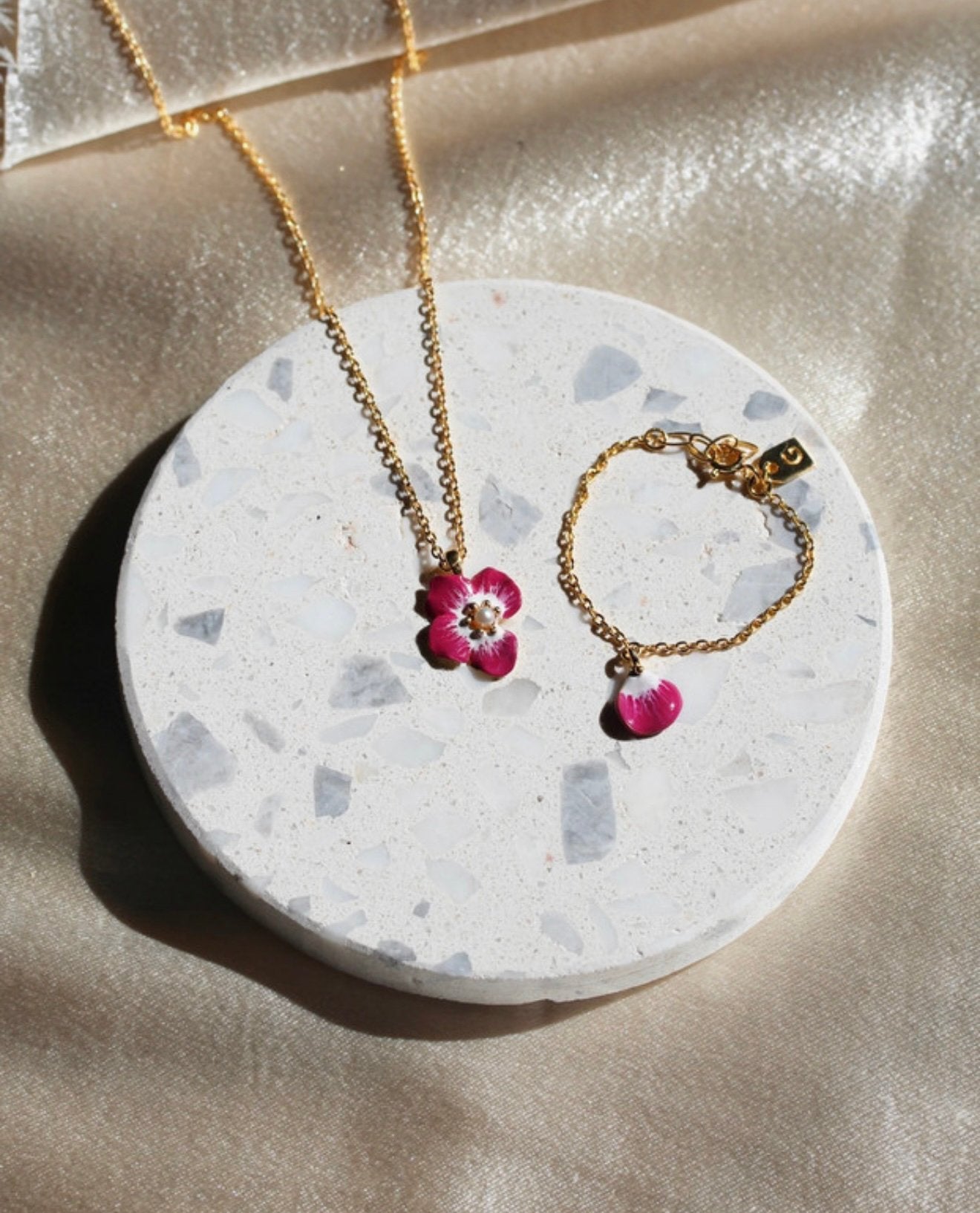 Matching Moeder dochter sieraad galore jewelry bloem, Sieraden, Tassen en Uiterlijk, Kettingen, Verzenden, Zo goed als nieuw, Zilver
