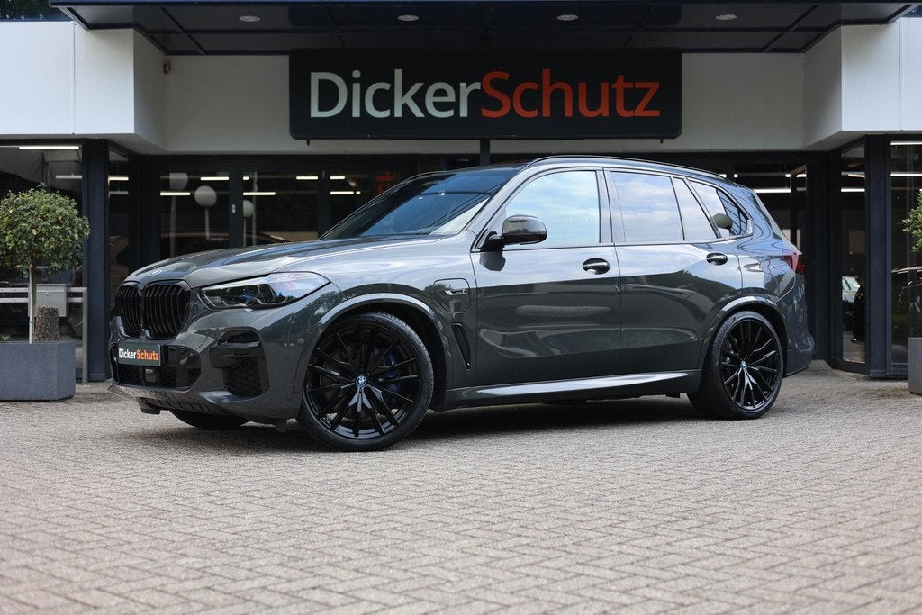 BMW X5 xDrive45e M Sport Vierwielb. | Massage | Pano | Stoel, Auto's, BMW, Gebruikt, 394 pk, Alcantara, Plug-in hybride