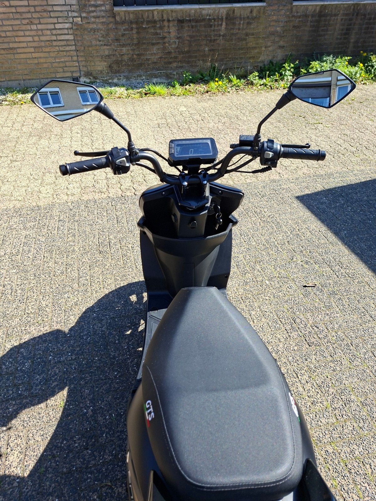 Gts  Scooter Naked RS ENZO Uitvoering., Ophalen, Zo goed als nieuw, Benzine, Overige modellen