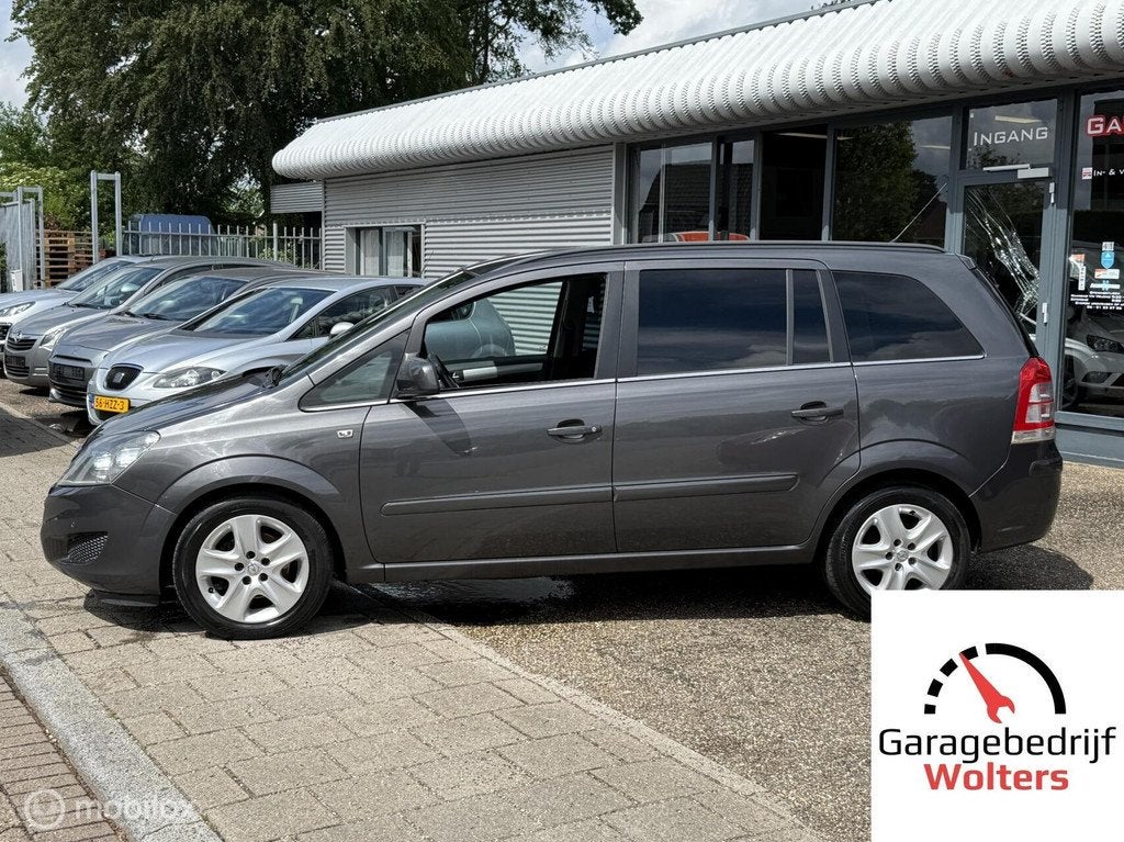Opel Zafira 1.6 Edition airco [koppaking lek], Auto's, Opel, Voorwielaandrijving, Euro 5, Gebruikt, 4 cilinders