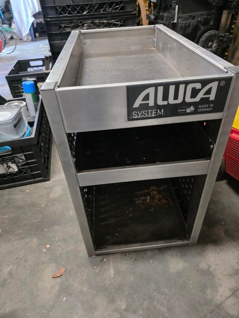 Aluca bedrijfswagenkast - Goede staat, Ophalen