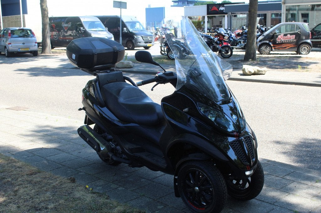Piaggo Andere MP3, 493 cc, 12 t/m 35 kW
