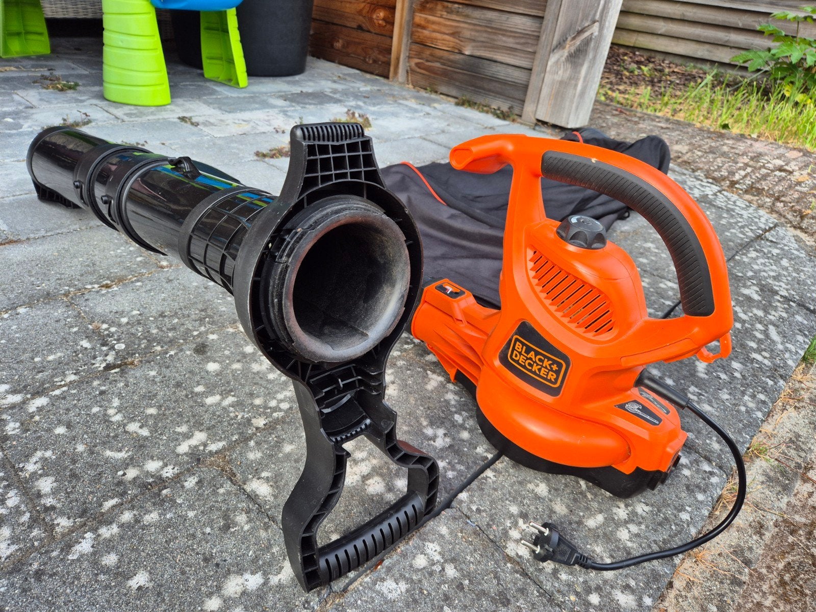 BLACK+DECKER GW3030 bladblazer / bladzuiger 3000W compleet, Ophalen, Met opvangzak, Handgedragen, Zo goed als nieuw