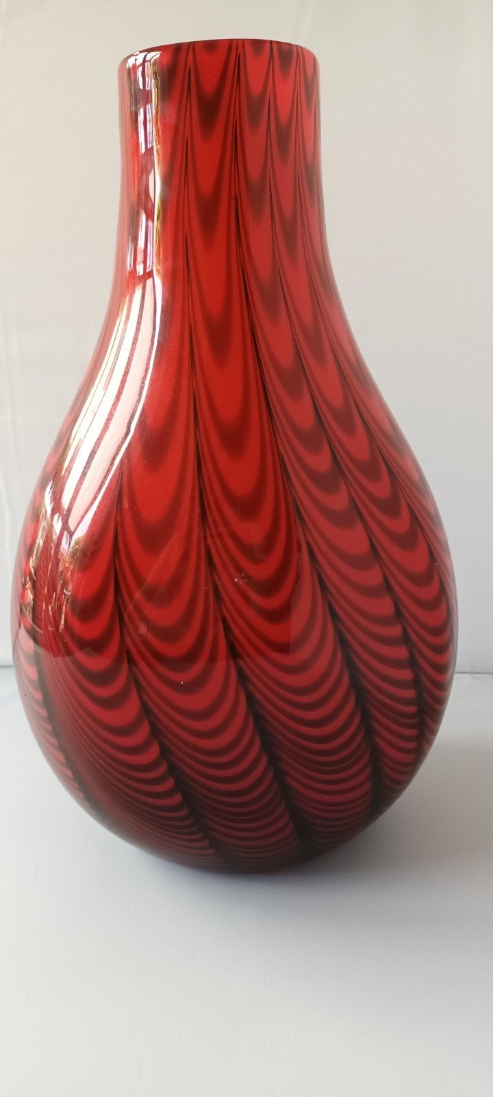 Vintage Murano stijl vaas rood met zwart patroon, Ophalen of Verzenden