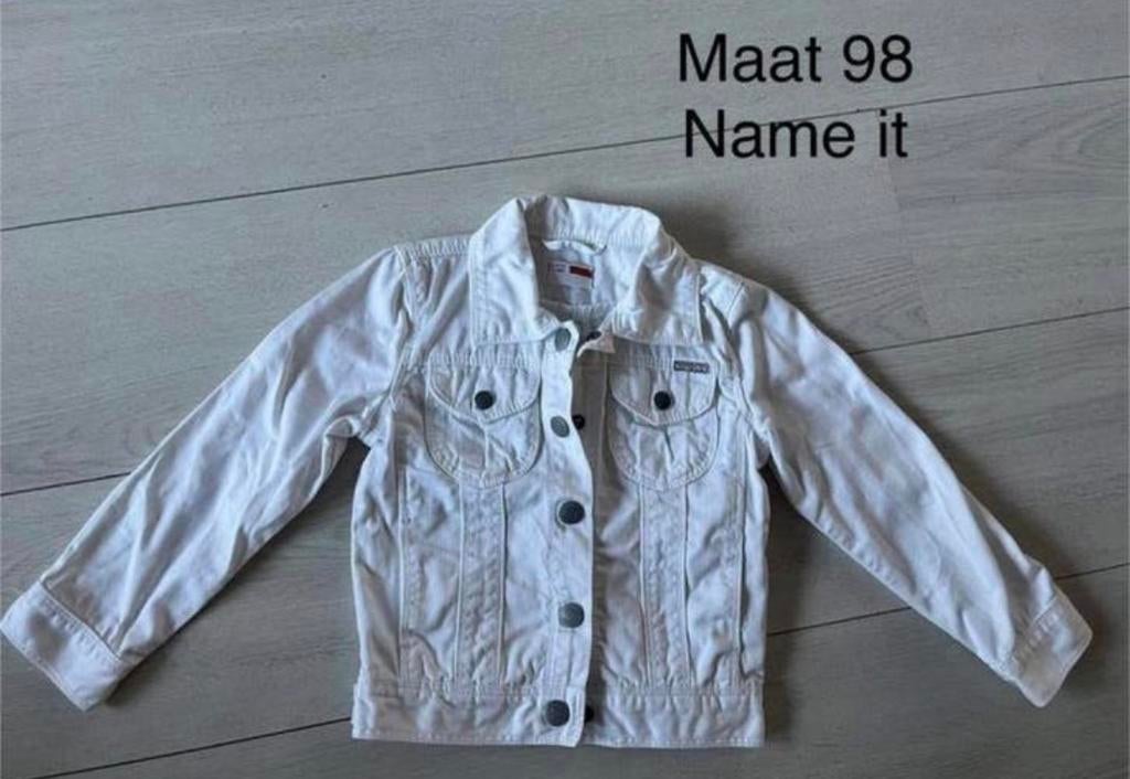 Wit spijkerjasje, maat 98, Name it, Kinderen en Baby's, Kinderkleding | Maat 98, Ophalen of Verzenden, Zo goed als nieuw, Meisje