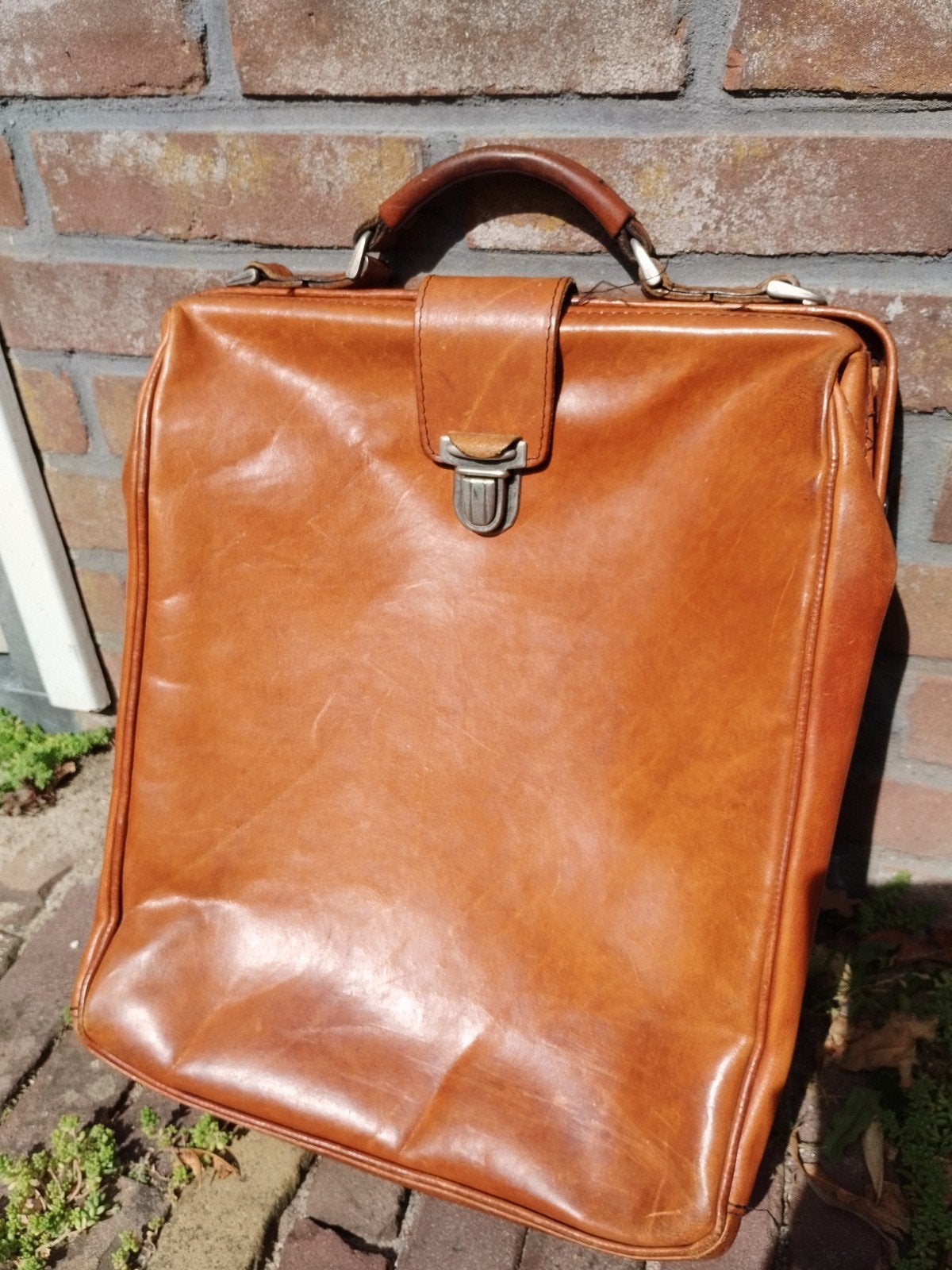 Vintage Leren Aktetas/Rugzak - Bruin, Sieraden, Tassen en Uiterlijk, Tassen | Rugtassen, Ophalen of Verzenden, Gebruikt, 25 tot 40 cm