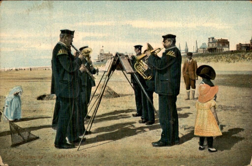 Zandvoort - Muziekkorps - Op het strand, Verzamelen, Ophalen of Verzenden, Voor 1920, Gelopen, Noord-Holland