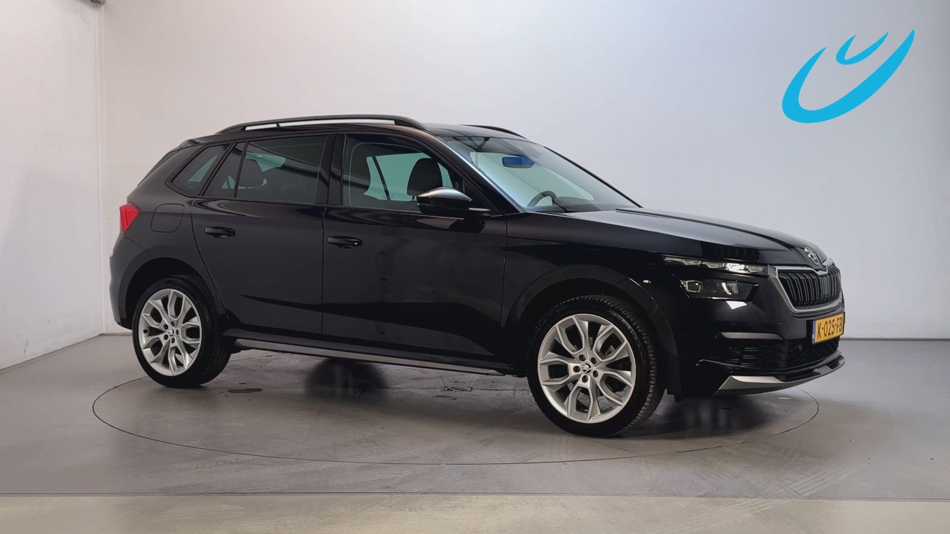 Skoda Kamiq 1.0 TSI 110pk DSG Business Edition LED Virtual C, Dealer onderhouden, Stof, Gebruikt, Met garantie (alle)