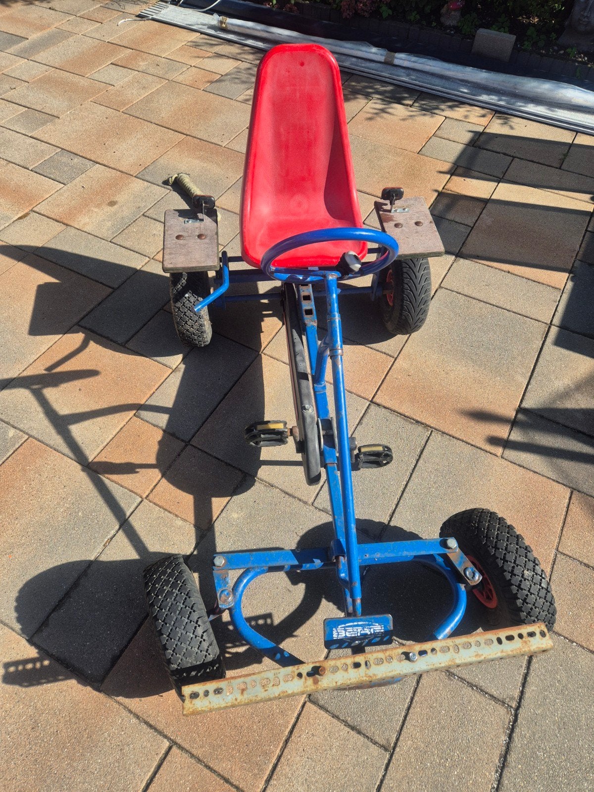 Berg skelter - Blauw met rode zitting, Ophalen, Gebruikt, Berg