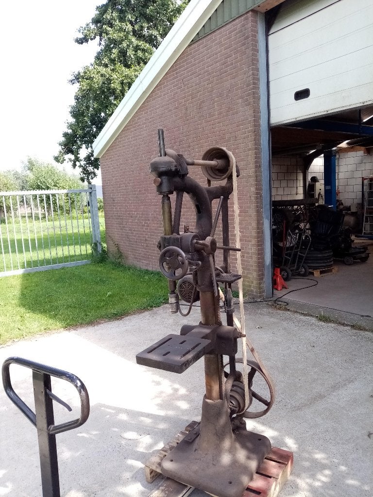 antieke kolomboormachine, Ophalen, Gebruikt, 400 tot 600 watt, Kolomboormachine