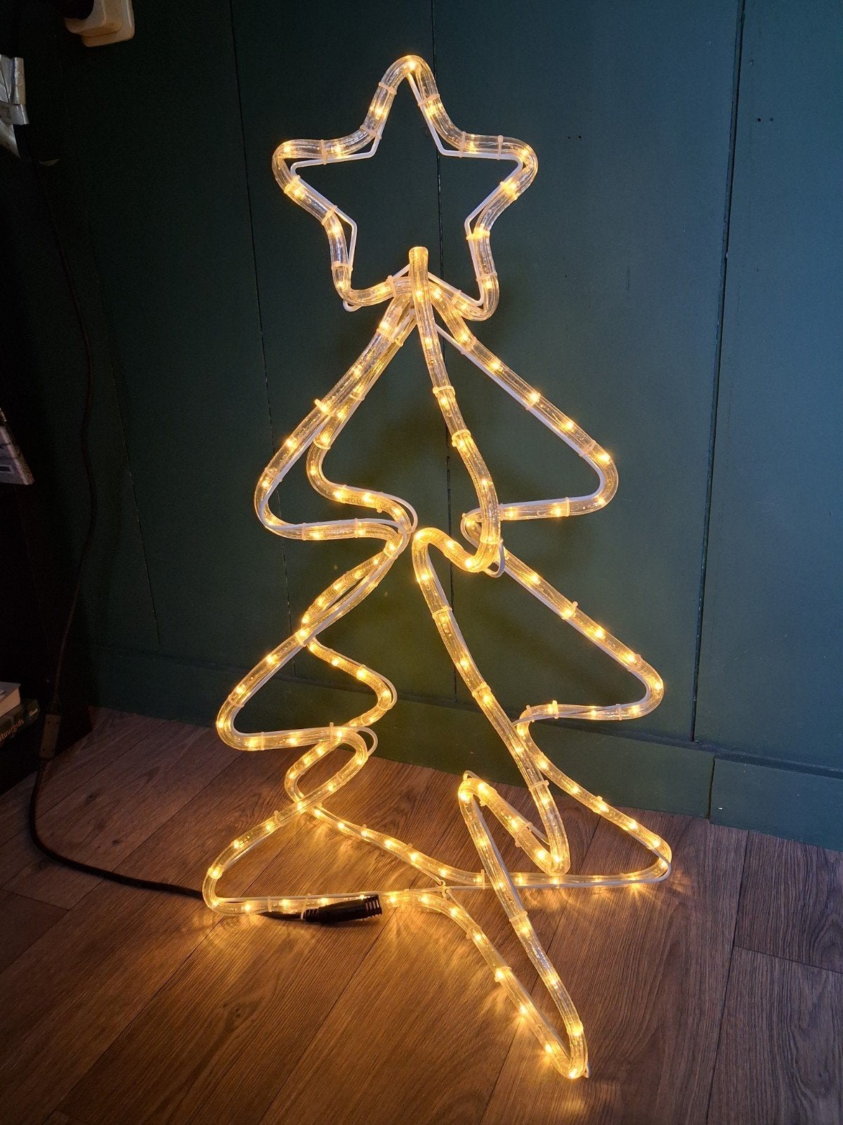 Lichtslang kerstboompje, Ophalen