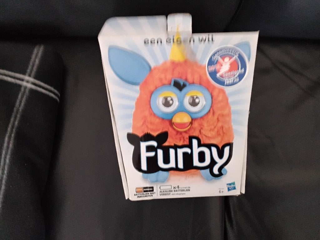 Furby, Verzamelen, Ophalen