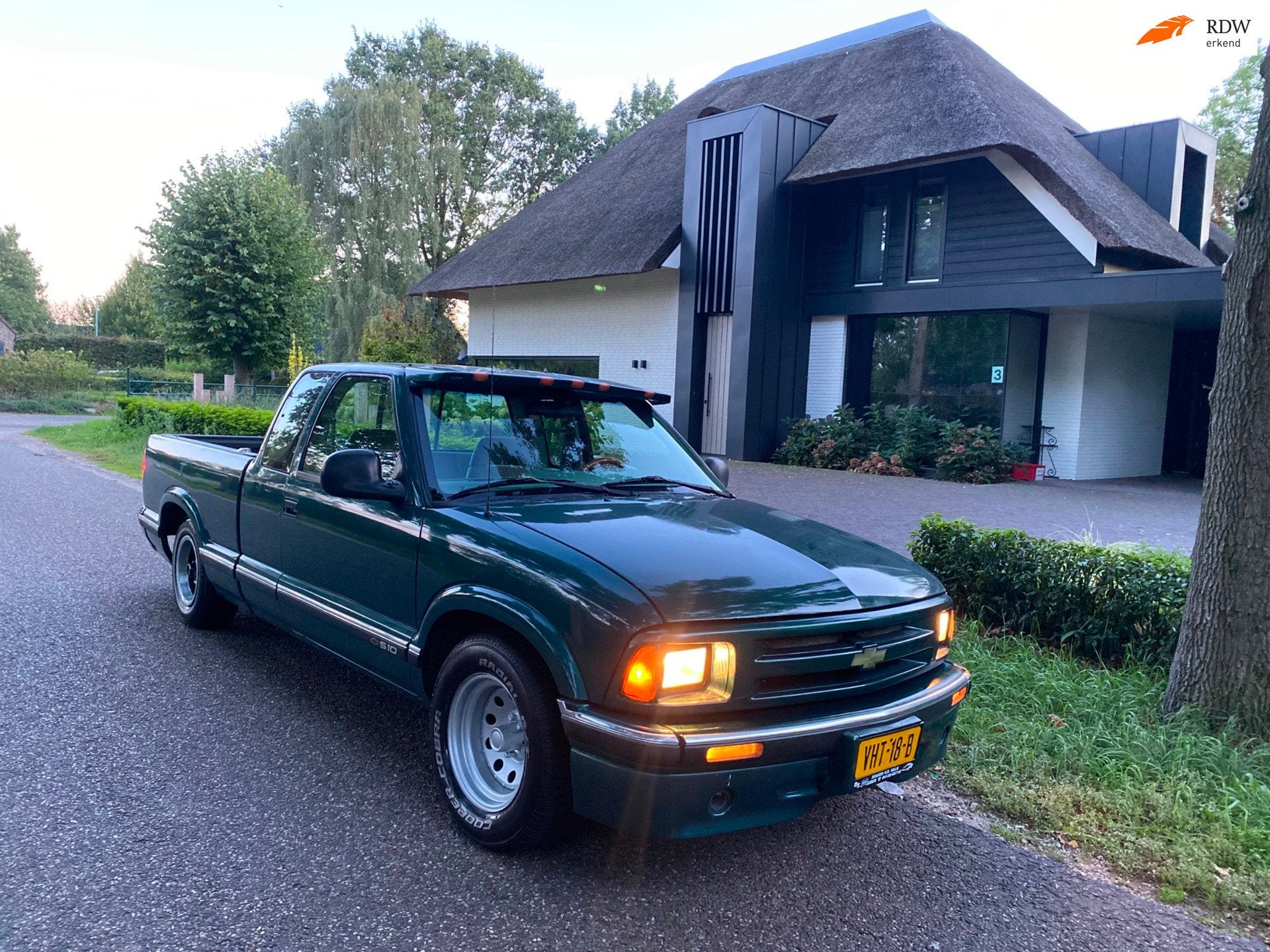 Chevrolet S10 LPG APK TOT 29-04-2028 YOUNGTIMER BLIJVEND !, Auto's, 1736 kg, Blauw, Bedrijf, Grijs