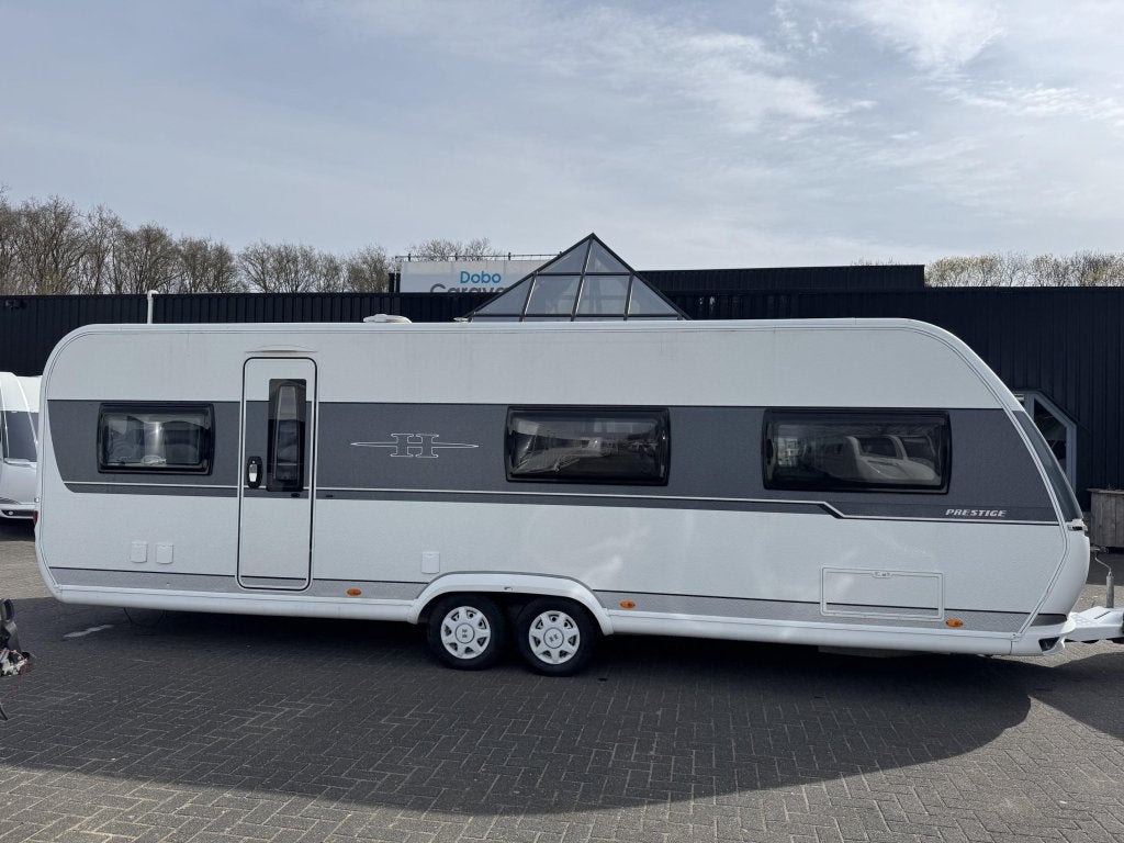 Hobby Prestige 720 UKFE 2020 | Stapelbed, Caravans en Kamperen, Caravans, Schokbreker, Hobby, 7 tot 8 meter, Bedrijf