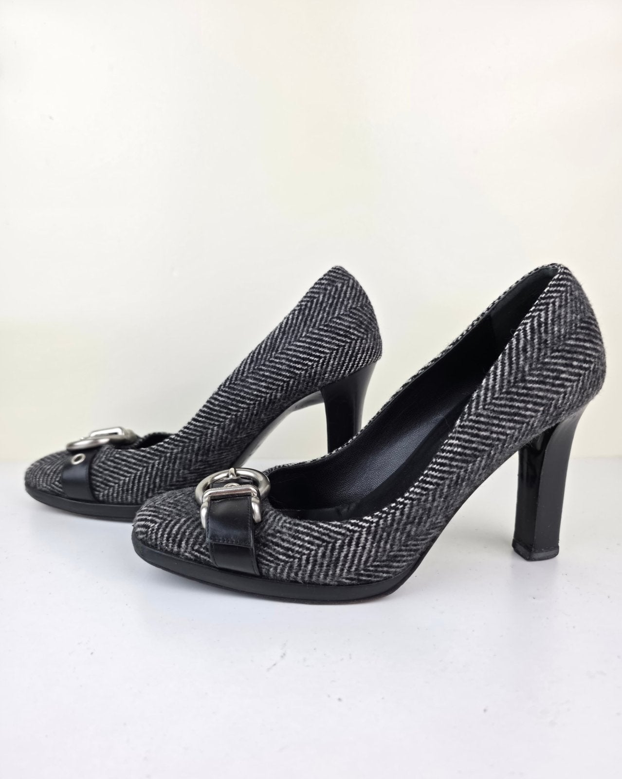 BURBERRY Wool Tweed Herringbone Heels Pumps Leather y2k 38.5, Pumps, Ophalen of Verzenden, Grijs, Gedragen