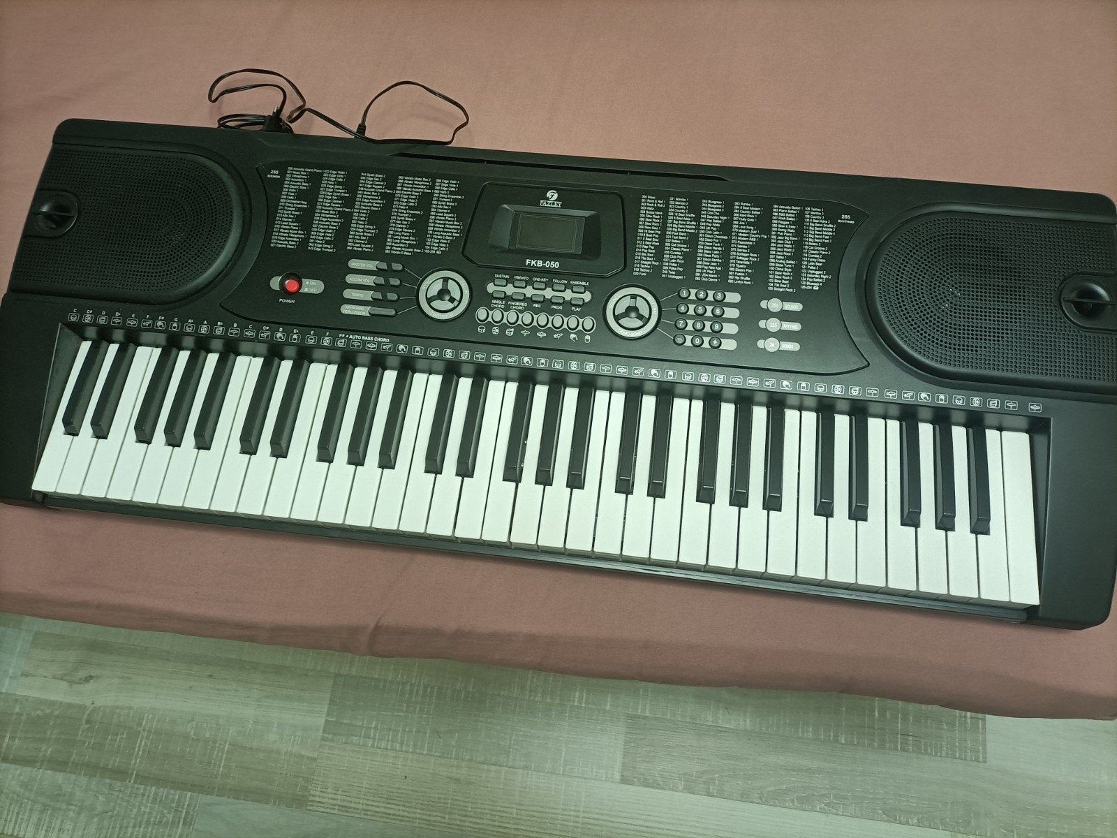 Fazley FKB-050 Keyboard - Zo goed als nieuw, Muziek en Instrumenten, Keyboards, Overige merken, 61 toetsen, Ophalen of Verzenden
