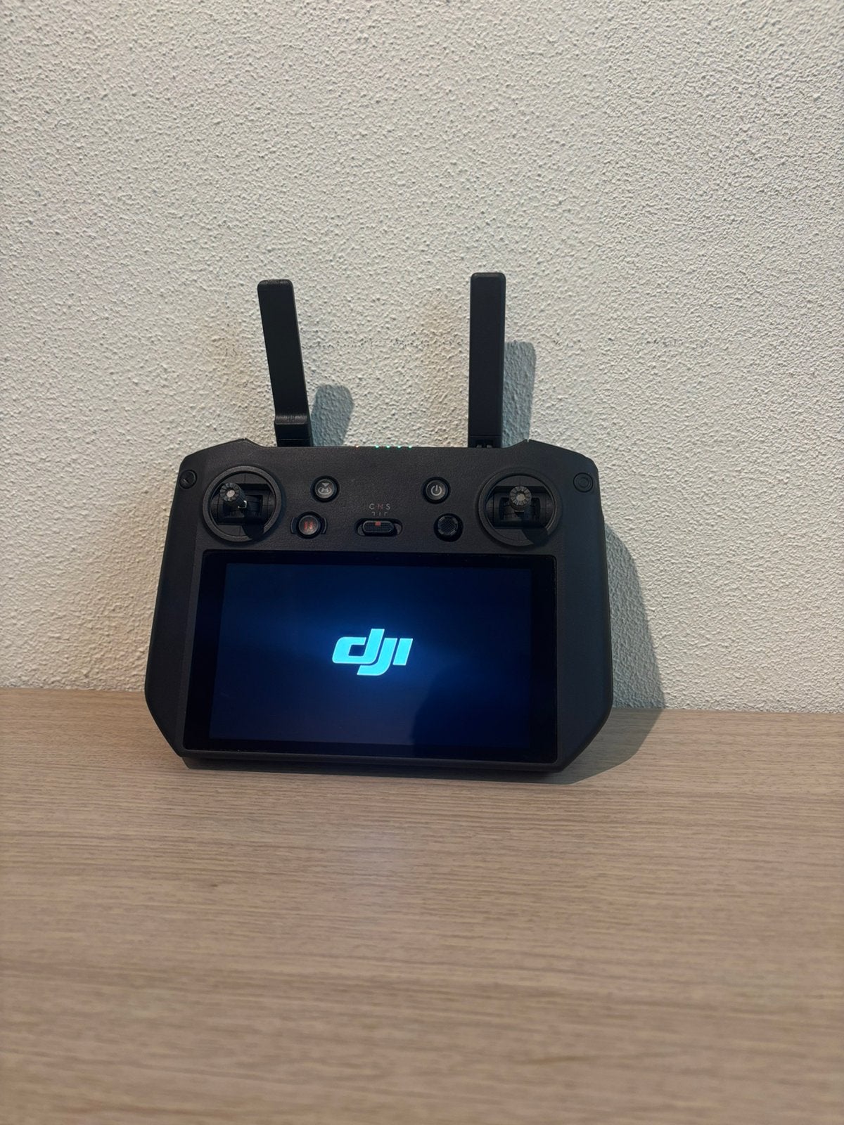 DJI RM510 Smartcontroller (nieuwstaat), Ophalen of Verzenden, Zo goed als nieuw