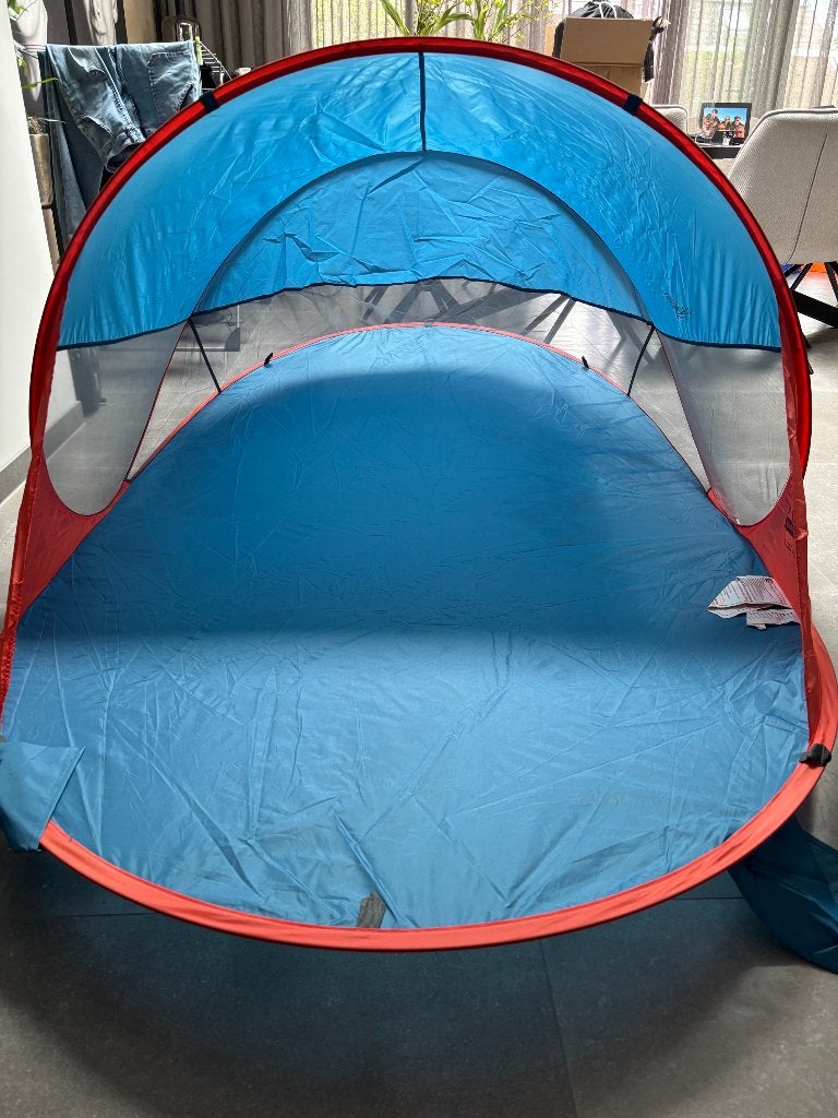 Pop up strand tent, Ophalen, Zo goed als nieuw, Tot en met 2