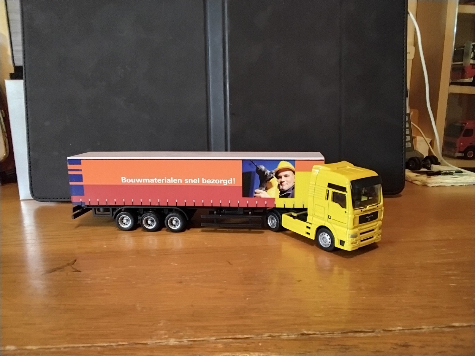MAN Leen Bakker, Ophalen of Verzenden, Zo goed als nieuw, Bus of Vrachtwagen