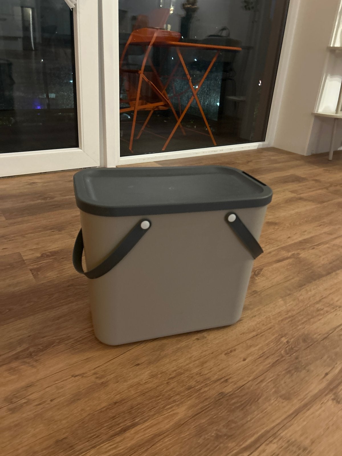 Stijlvolle Afvalemmer met Deksel en Handvatten, Ophalen, Kunststof, Zo goed als nieuw, 5 – 50