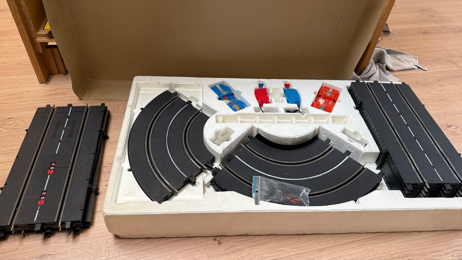 Fleischmann Rallye Monte Carlo Racebaan Set met 2 Auto's, Kinderen en Baby's, Speelgoed | Racebanen, Ophalen, Fleischmann, Elektrisch