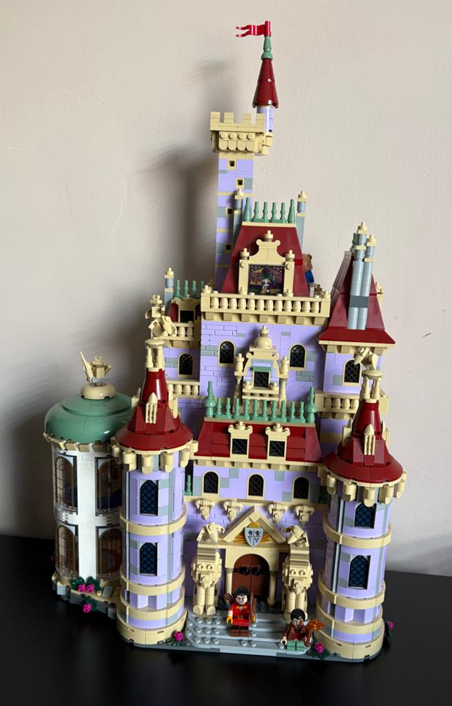LEGO Disney Kasteel van Belle en het Beest (43196), Lego, Compleet, Ophalen of Verzenden, Zo goed als nieuw