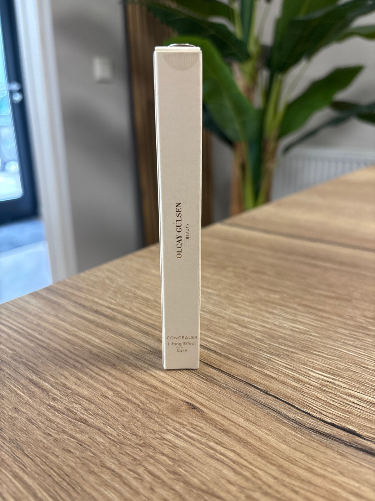 84x Olcay Gulsen Beauty Concealer Lifting Effect Gold, Nieuw, Make-up, Goud, Verzenden