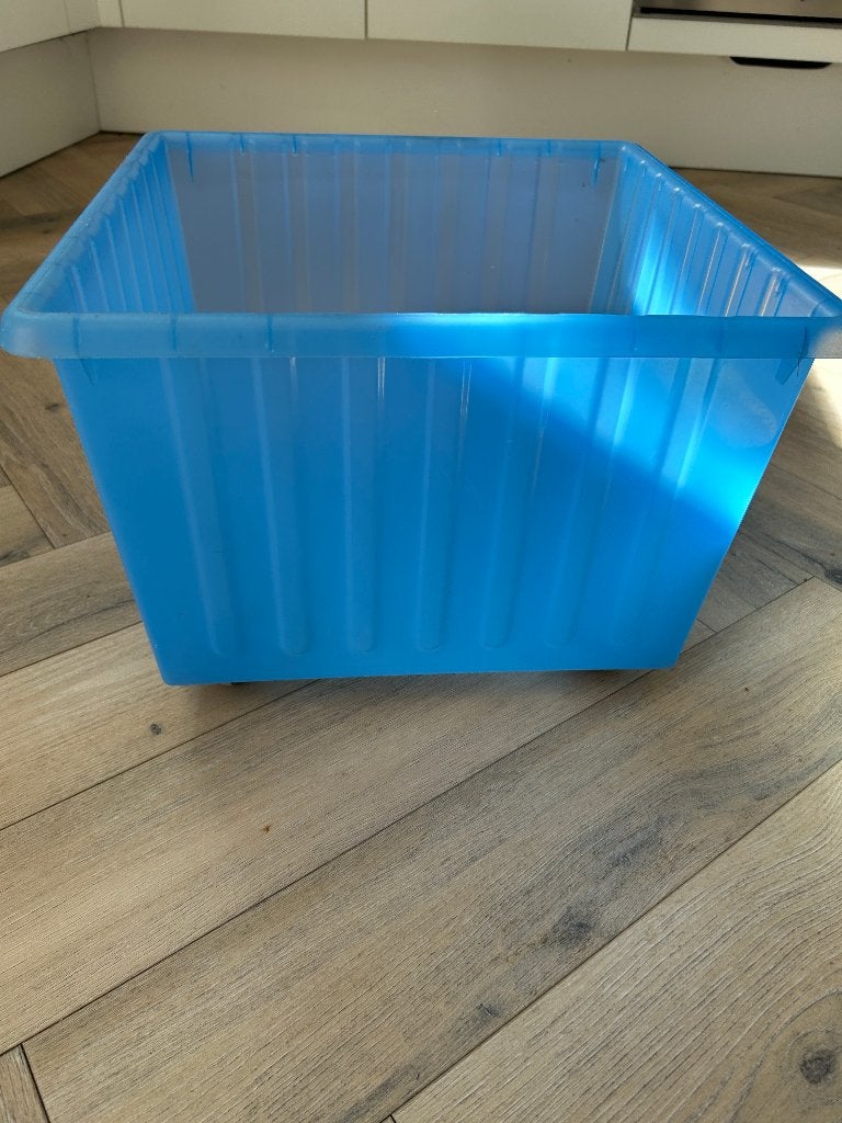 IKEA VESSLA opbergbak blauw met wieltjes, Huis en Inrichting, Ophalen, Blauw, Kunststof, Zo goed als nieuw