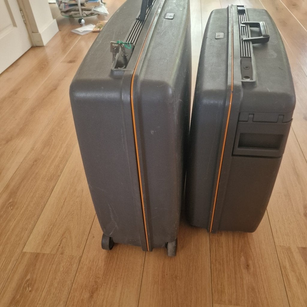 2 Delsey rolkoffers, groot en kleiner, Sieraden, Tassen en Uiterlijk, Koffers, Gebruikt, Hard kunststof, 45 tot 55 cm, Ophalen of Verzenden