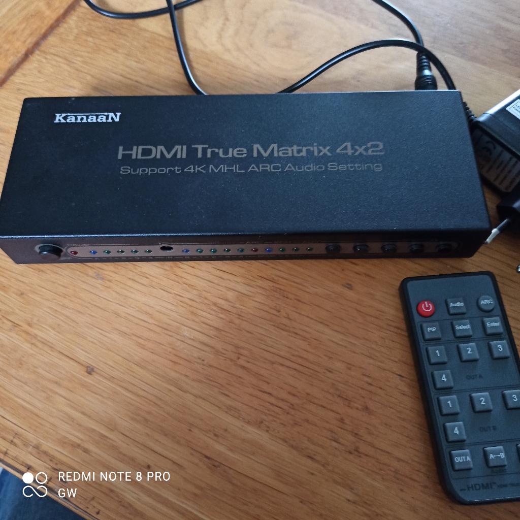 LEICKE Kanaan 4x2 UHD matrix HDMI 1.4 | 4K, 2K, 1080p etc., Ophalen of Verzenden, Zo goed als nieuw