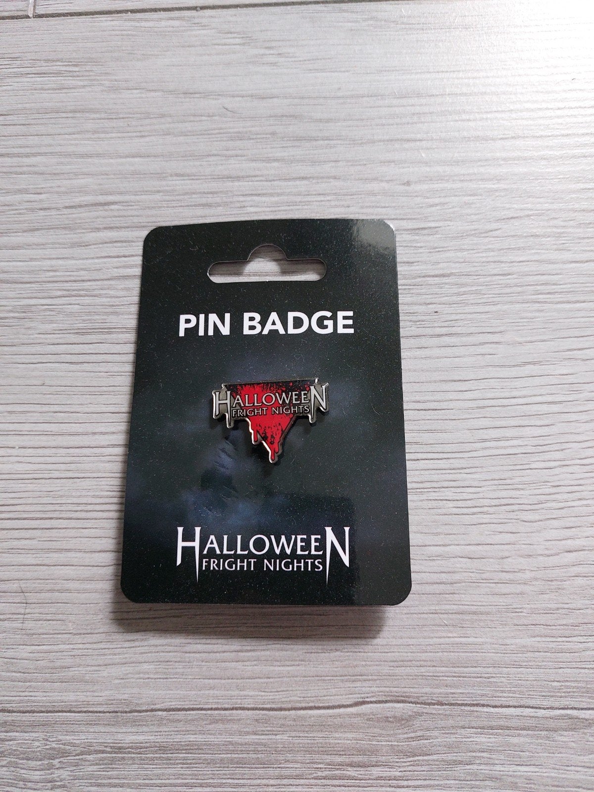 Walibi Halloween fright nights pin, Ophalen of Verzenden, Zo goed als nieuw, Speldje of Pin