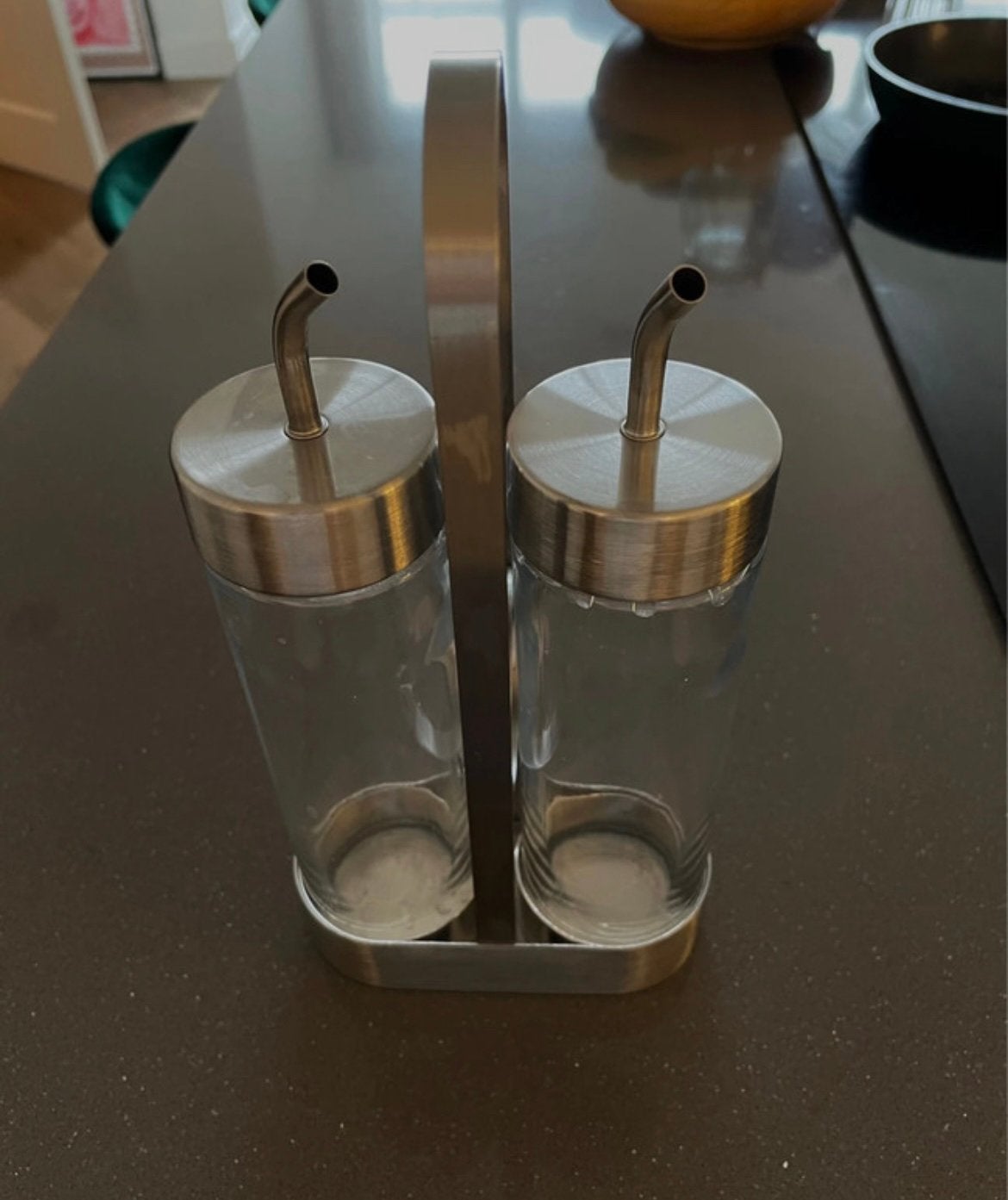 Olie/azijnflesjes + houder, Ophalen of Verzenden, Zo goed als nieuw, Glas