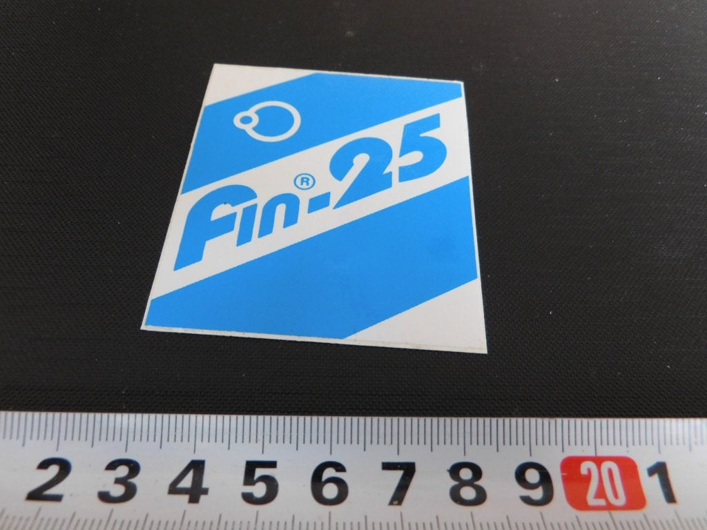 sticker Fin-25 logo, Ophalen, Zo goed als nieuw
