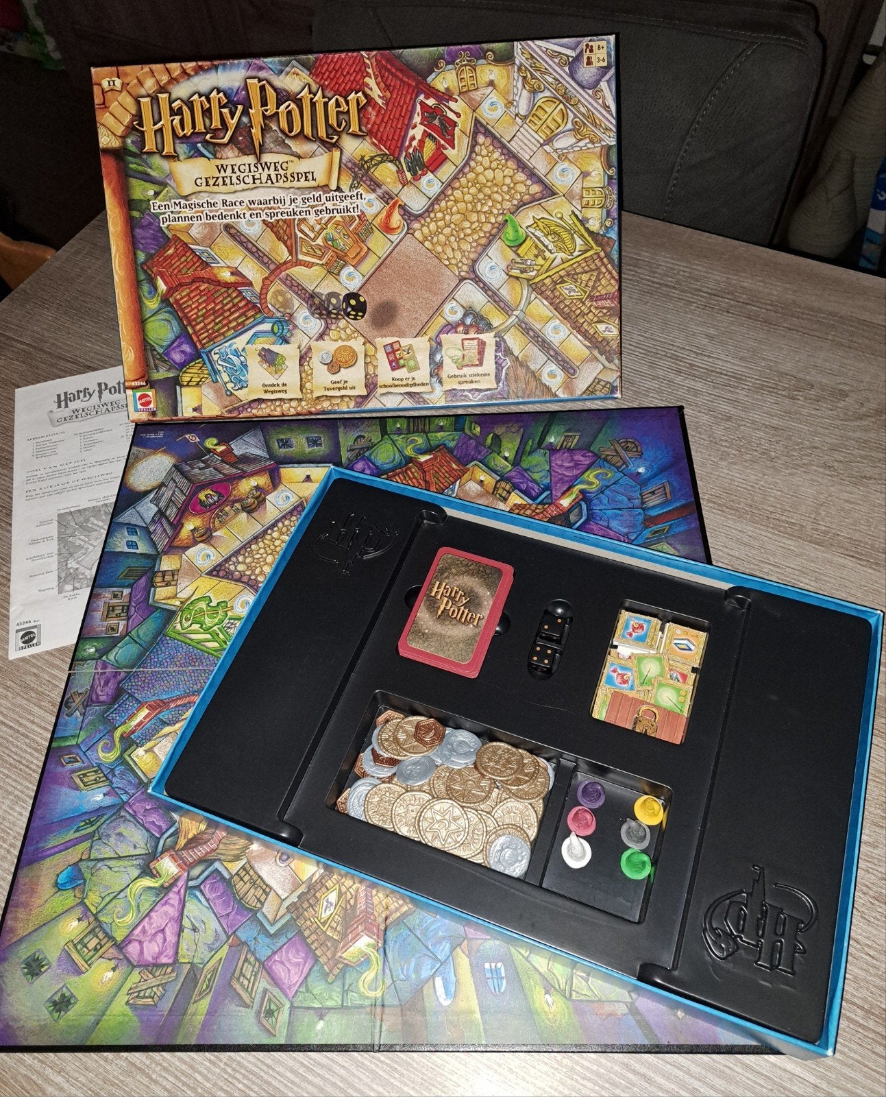 Harry potter wegisweg gezelschapsspel, Hobby en Vrije tijd, Gezelschapsspellen | Bordspellen, Ophalen of Verzenden, Zo goed als nieuw