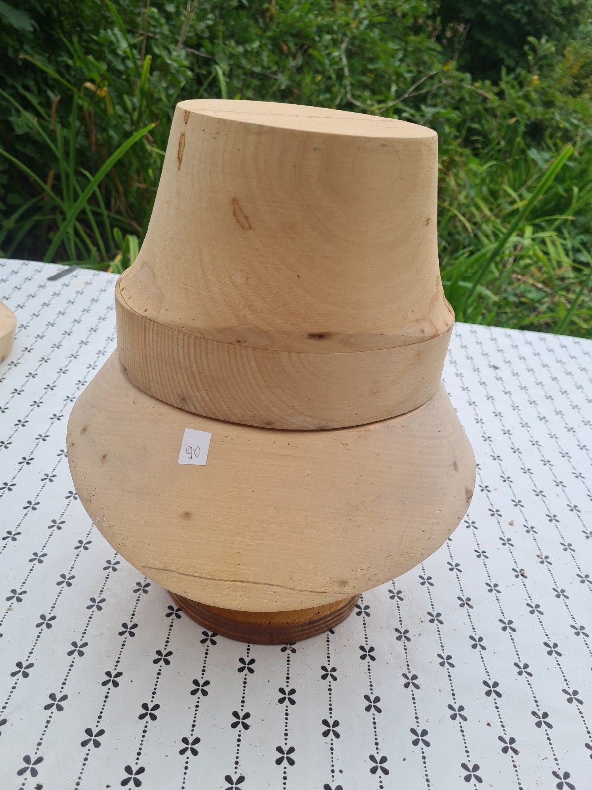 Hoedenrand en mal voor vilten hoeden, Gebruikt, Gereedschap of Toebehoren, Beige, Herbruikbaar