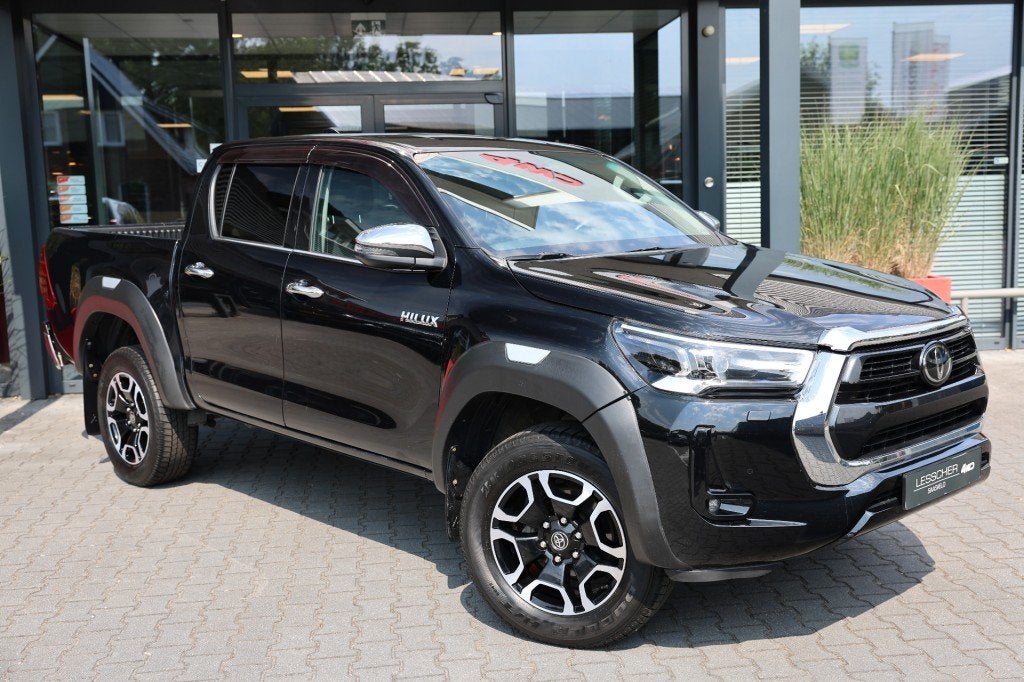 Toyota HILUX 2.8 D-4D DUBBEL CABIN PROFESSIONAL A/T 2 ZITS V, Automaat, Huisgarantie, Met garantie (alle), Zwart
