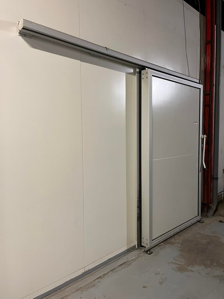 deuren tbv koelcel of vriescel (4 stuks), Zakelijke goederen, Horeca | Keukenapparatuur, Koelen en Vriezen, Gebruikt, Ophalen of Verzenden