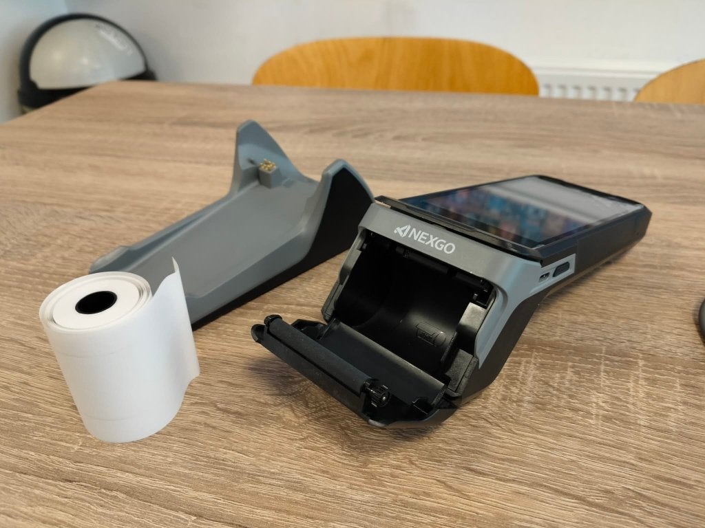 Nexgo N86 Pin automaat - Inclusief Charging Base (Gebruikt), Nexgo, ., Computers en Rekenmachines, Ophalen of Verzenden