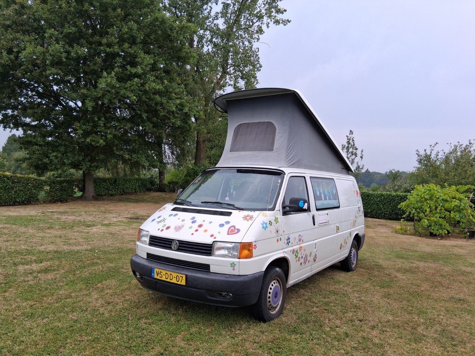 VW Transporter Camper met oerdegelijke motor, Particulier