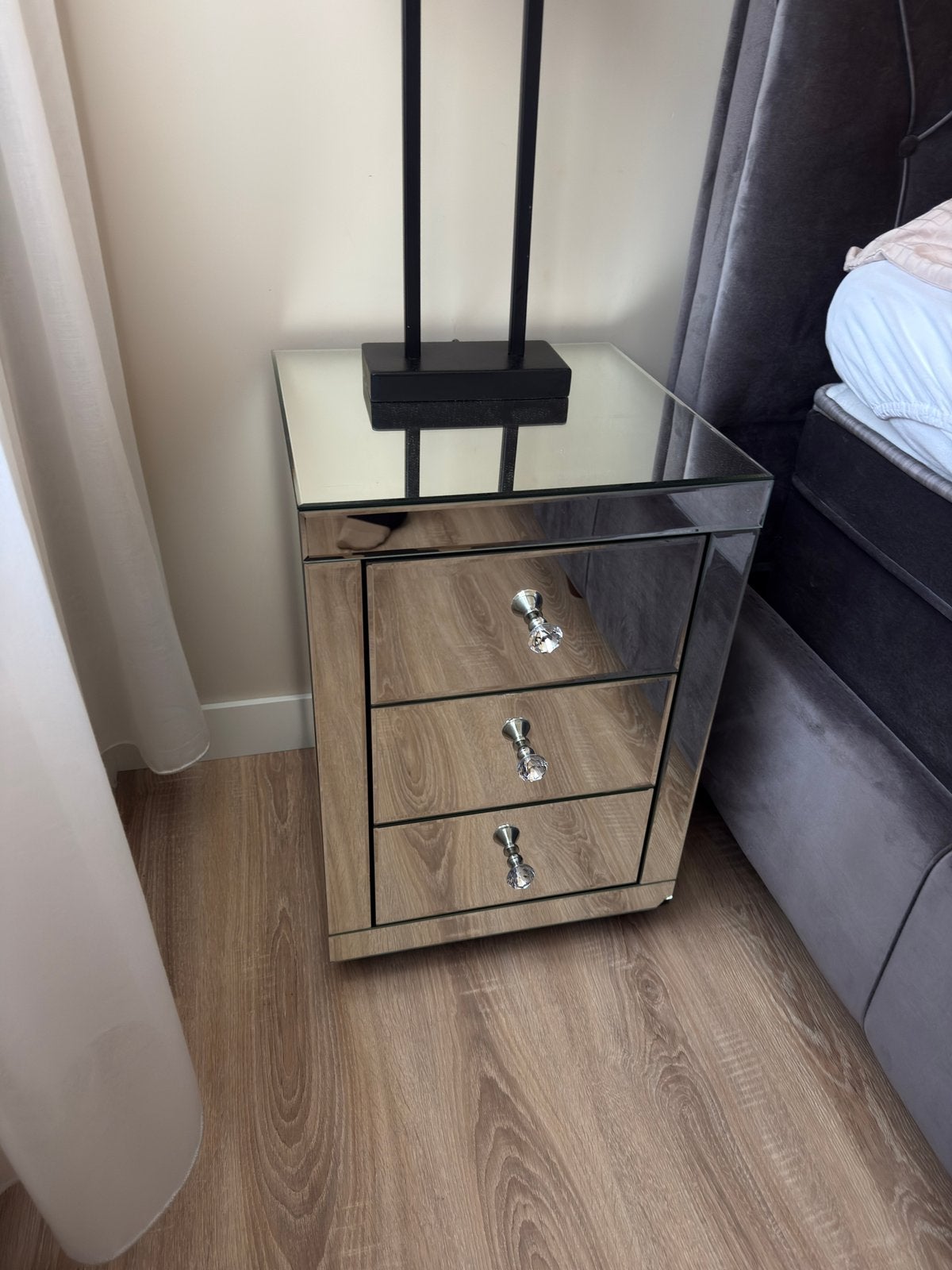 2 nachtkastjes spiegellijst aro wonen, Ophalen, Gebruikt, Minder dan 45 cm, Minder dan 55 cm