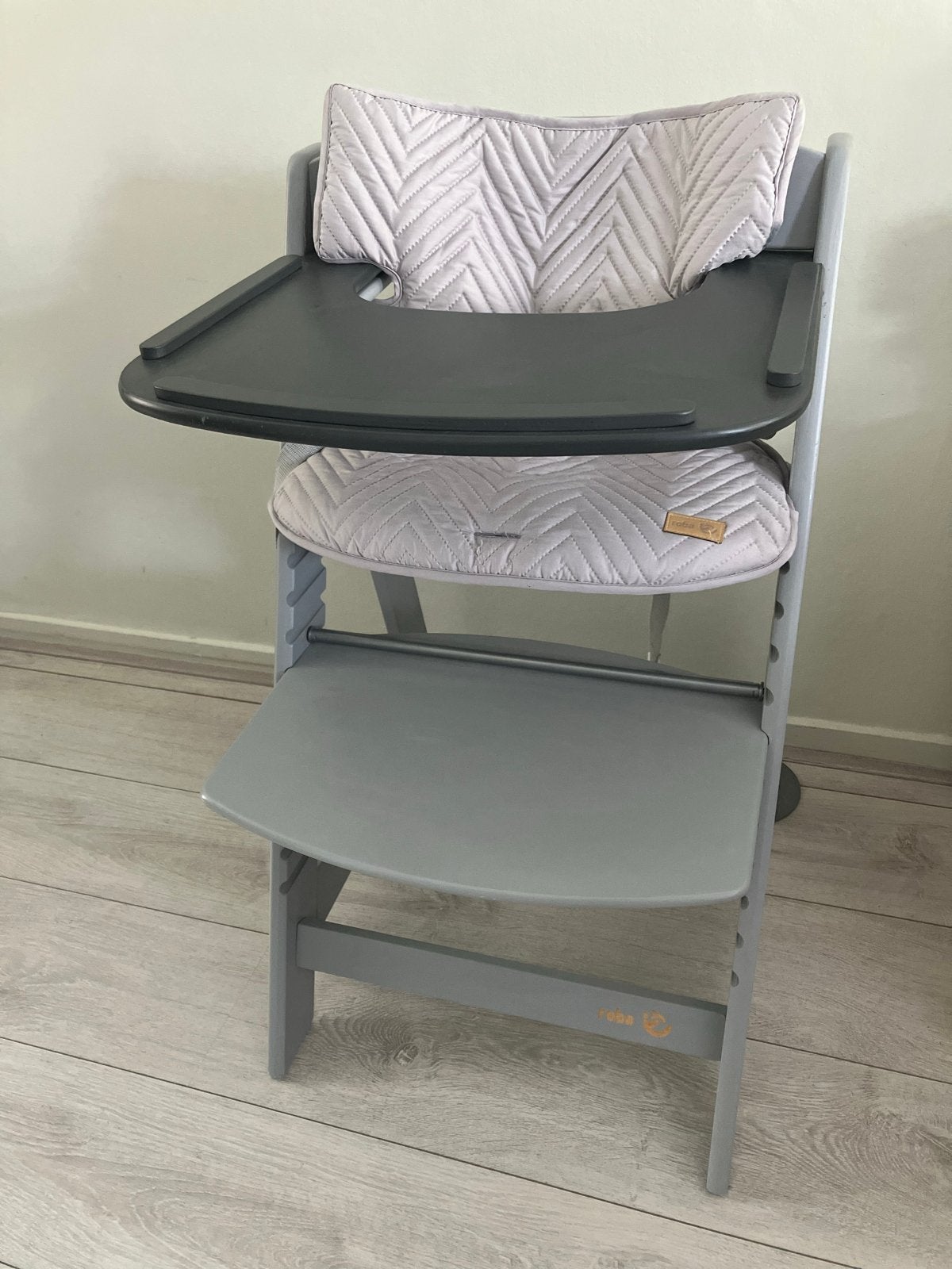 Roba meegroeistoel met eetblad en kussen, Kinderen en Baby's, Ophalen, Gebruikt, Meegroeistoel, Afneembaar eetblad