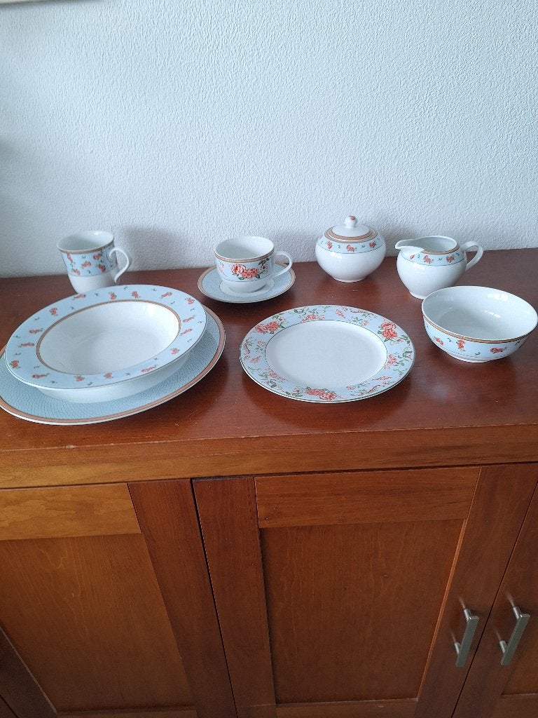 Porseleinen servies voor 8 personen, Ophalen, Overige merken, Zo goed als nieuw, Overige stijlen