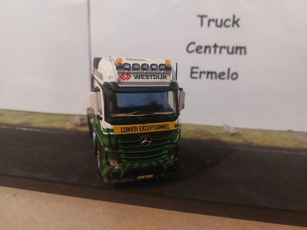 Westdijk mercedes merk imc, Hobby en Vrije tijd, Modelauto's | 1:50, Ophalen of Verzenden, Nieuw, Bus of Vrachtwagen, Tekno