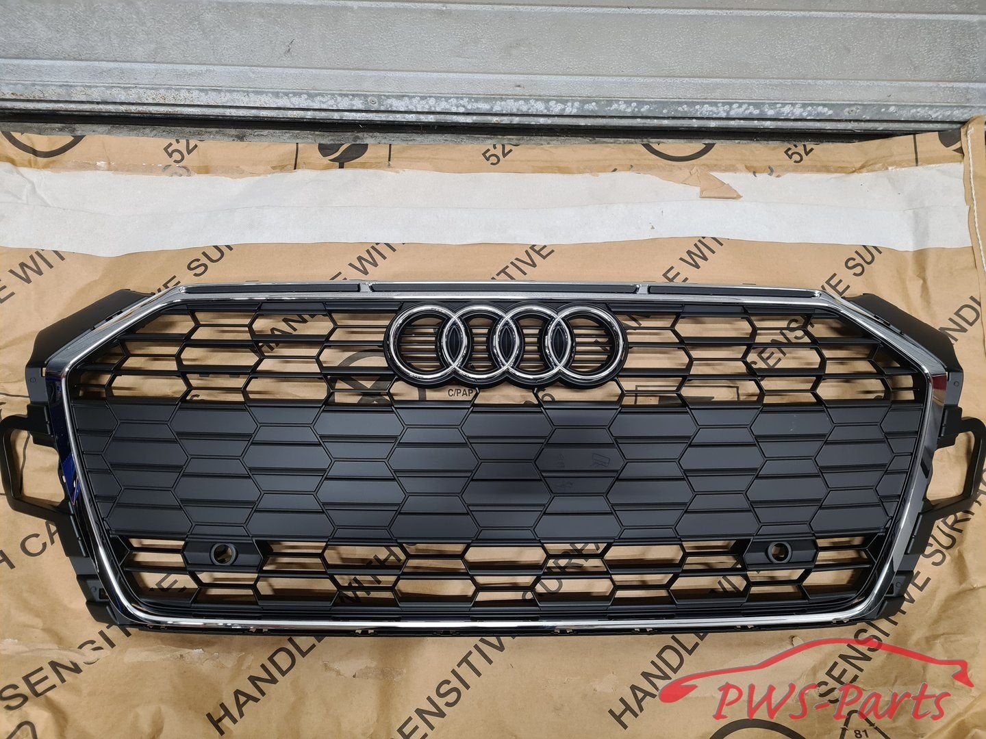 AUDI A5 8W B9 F5 FACELIFT GRILL NIEUW ORIGINEEL, Gebruikt, -, -, -