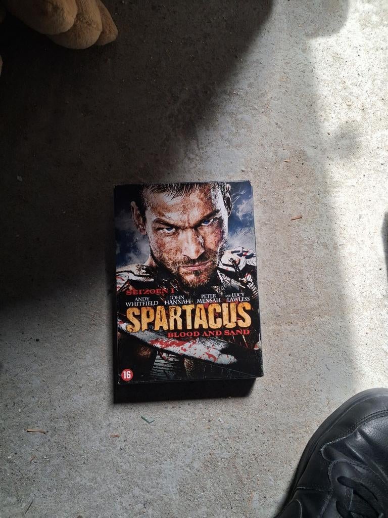 Spartacus Blood and Sand Seizoen 1 DVD Box, Cd's en Dvd's, Dvd's | Tv en Series, Ophalen, Zo goed als nieuw